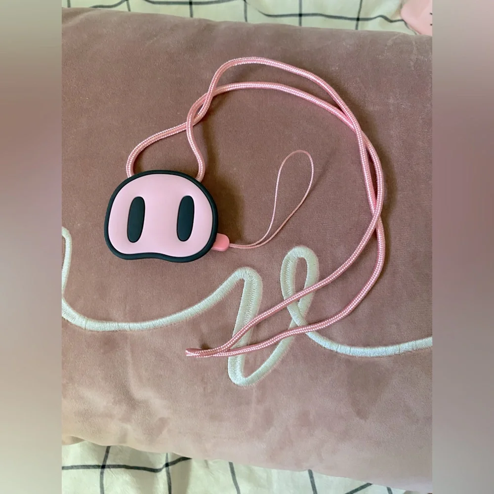 Pink Piggy Nose NWOT Cell Phone Lanyard